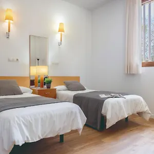 Residencia Universitaria Celestino Mutis Sevilla